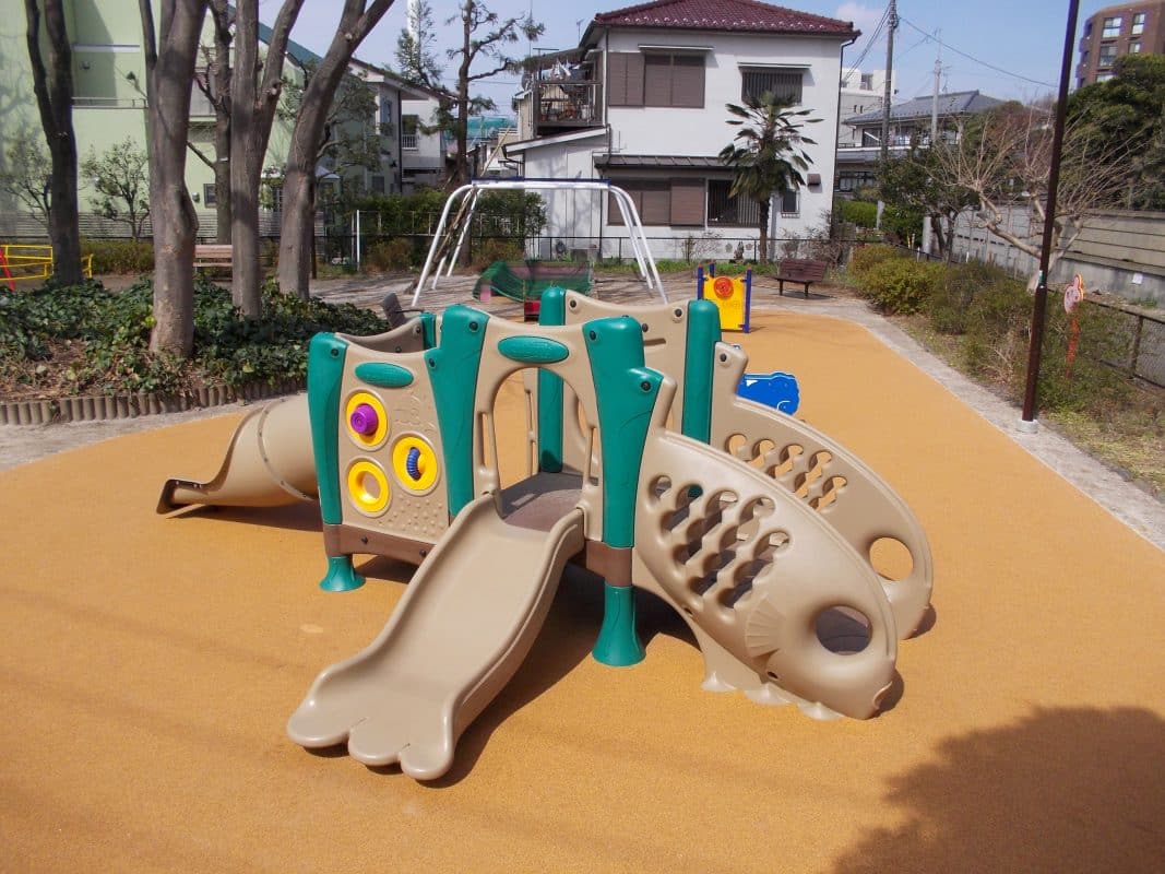 東京都杉並区阿佐谷中央公園幼児向け複合遊具