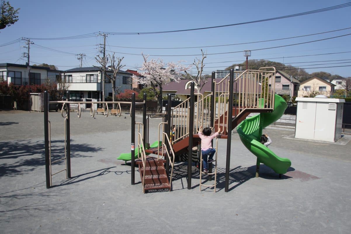 神奈川県横浜市六浦白梅公園プライムタイム複合遊具