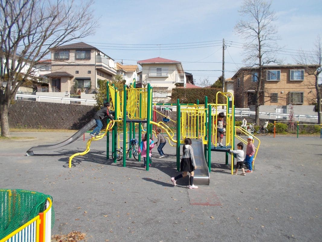 神奈川県横浜市本郷台中央公園複合遊具
