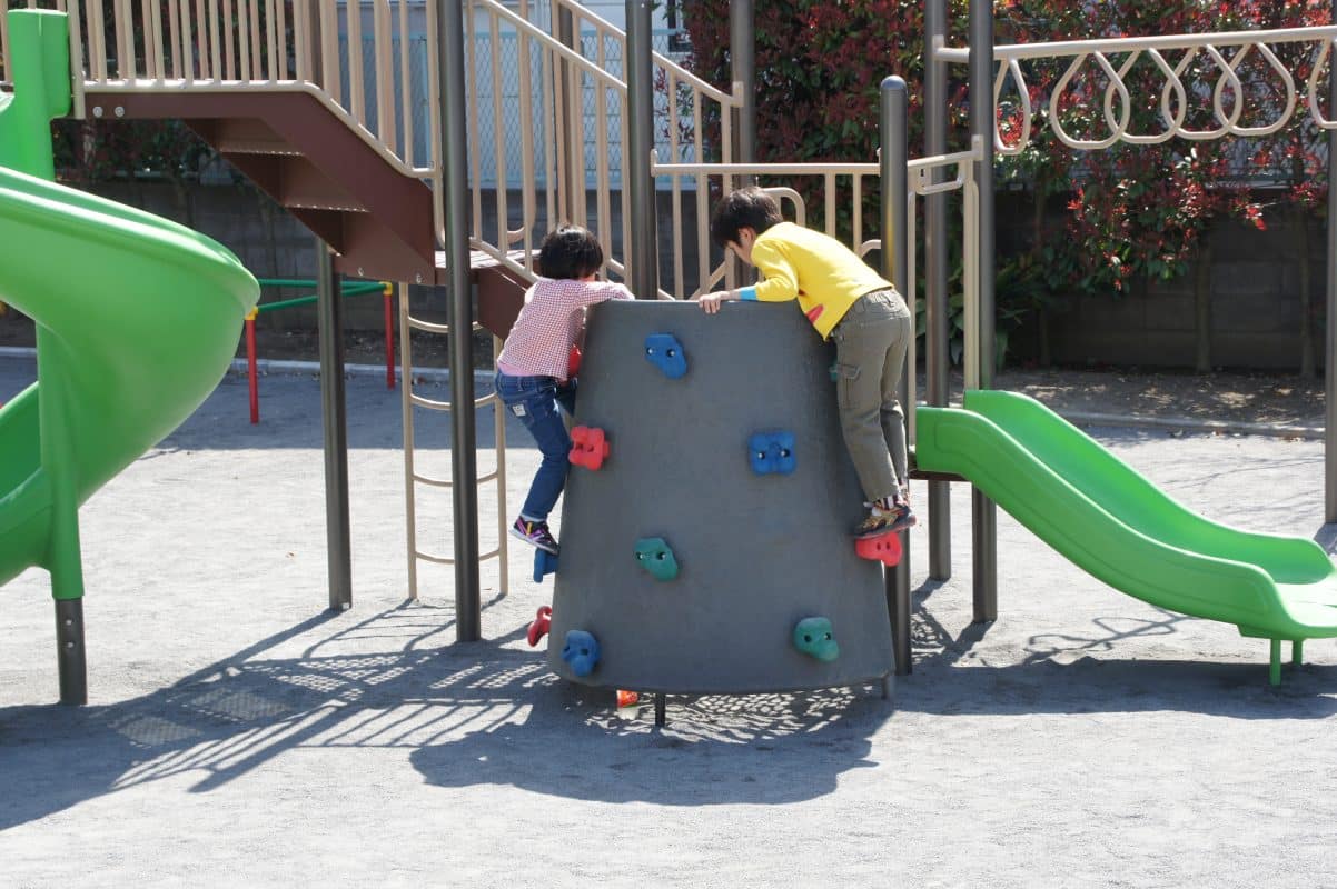 神奈川県横浜市六浦白梅公園プライムタイム複合遊具