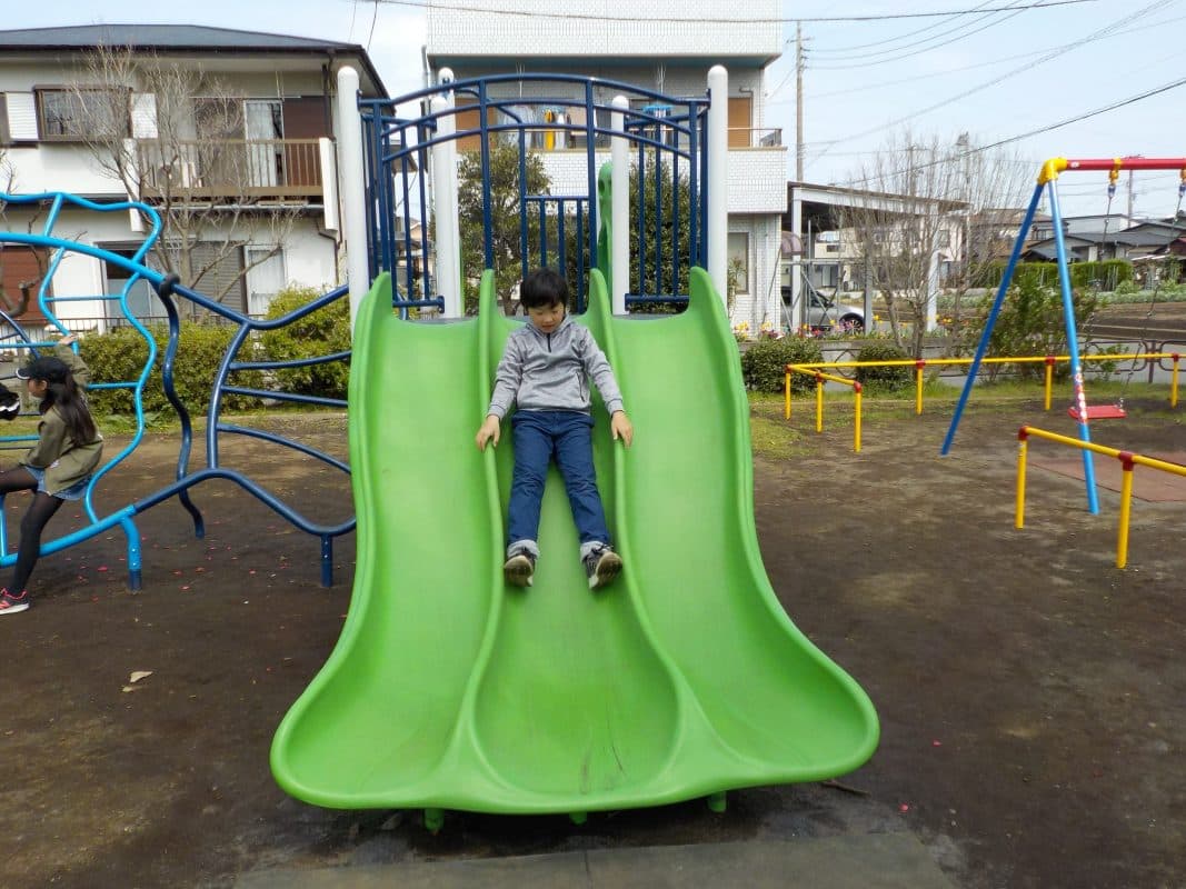 神奈川県藤沢市唐池公園複合遊具