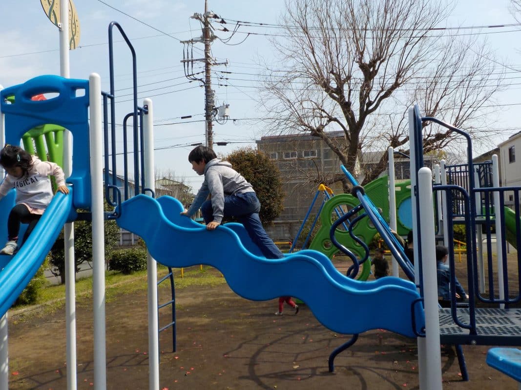 神奈川県藤沢市唐池公園複合遊具
