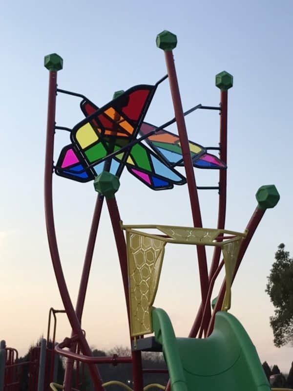 カラフルなお花ようなトッパー