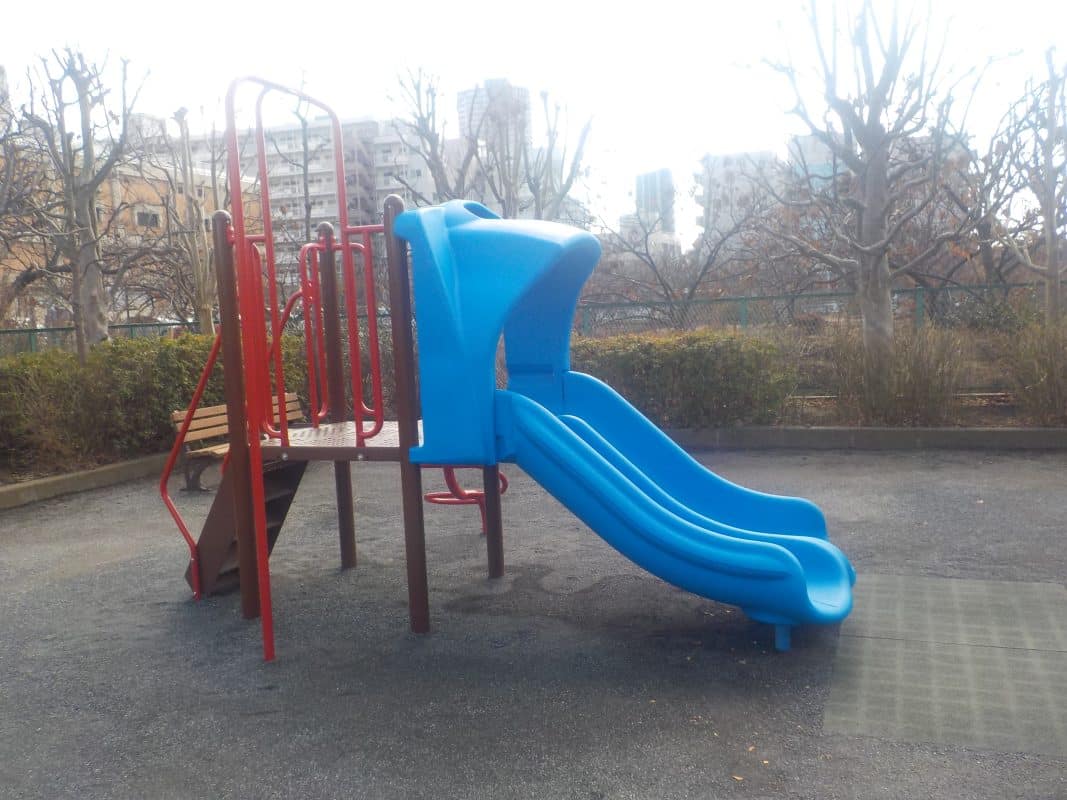 東京都国分寺市本多こでまり公園複合遊具