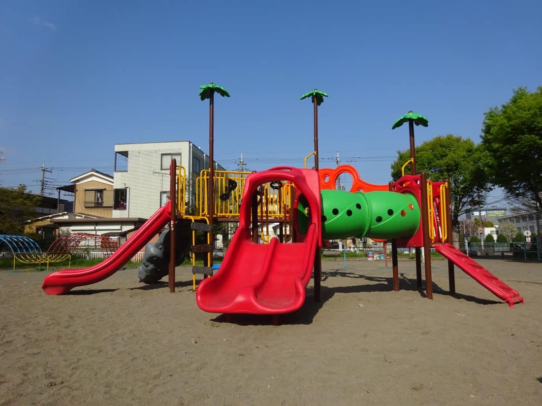 埼玉県熊谷市東公園複合遊具