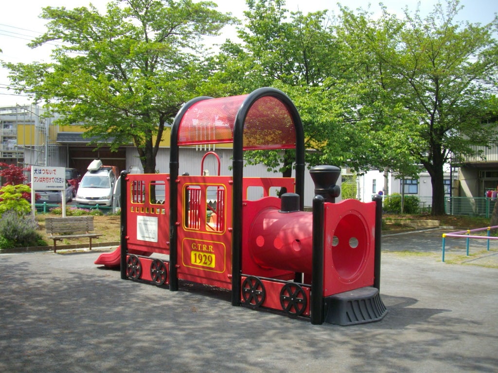 神奈川県川崎市　みなみだいら公園　機関車