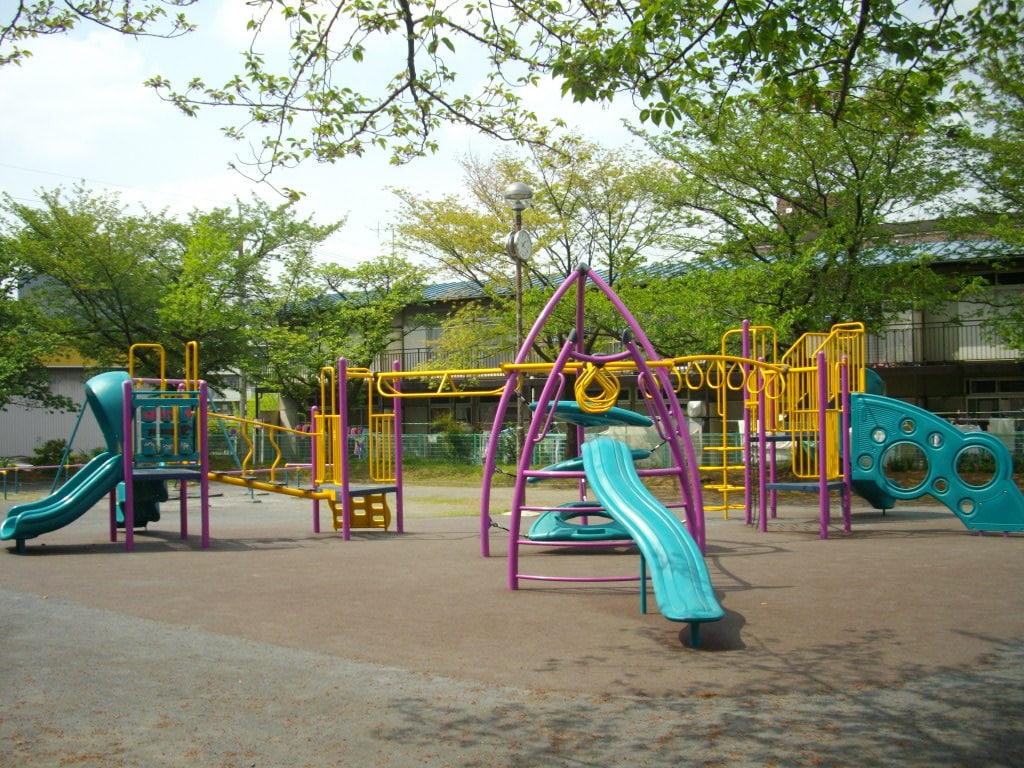 川崎市　みなみだいら公園に複合遊具